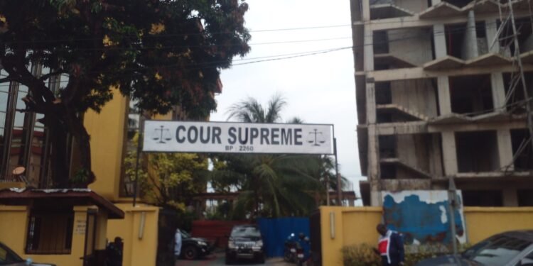 Cour Suprême: L’affaire de l’ex-procureur Algassimou renvoyée sine die