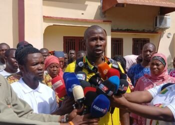Concours d’accès à la fonction publique : Les enseignants contractuels de Conakry se font voix